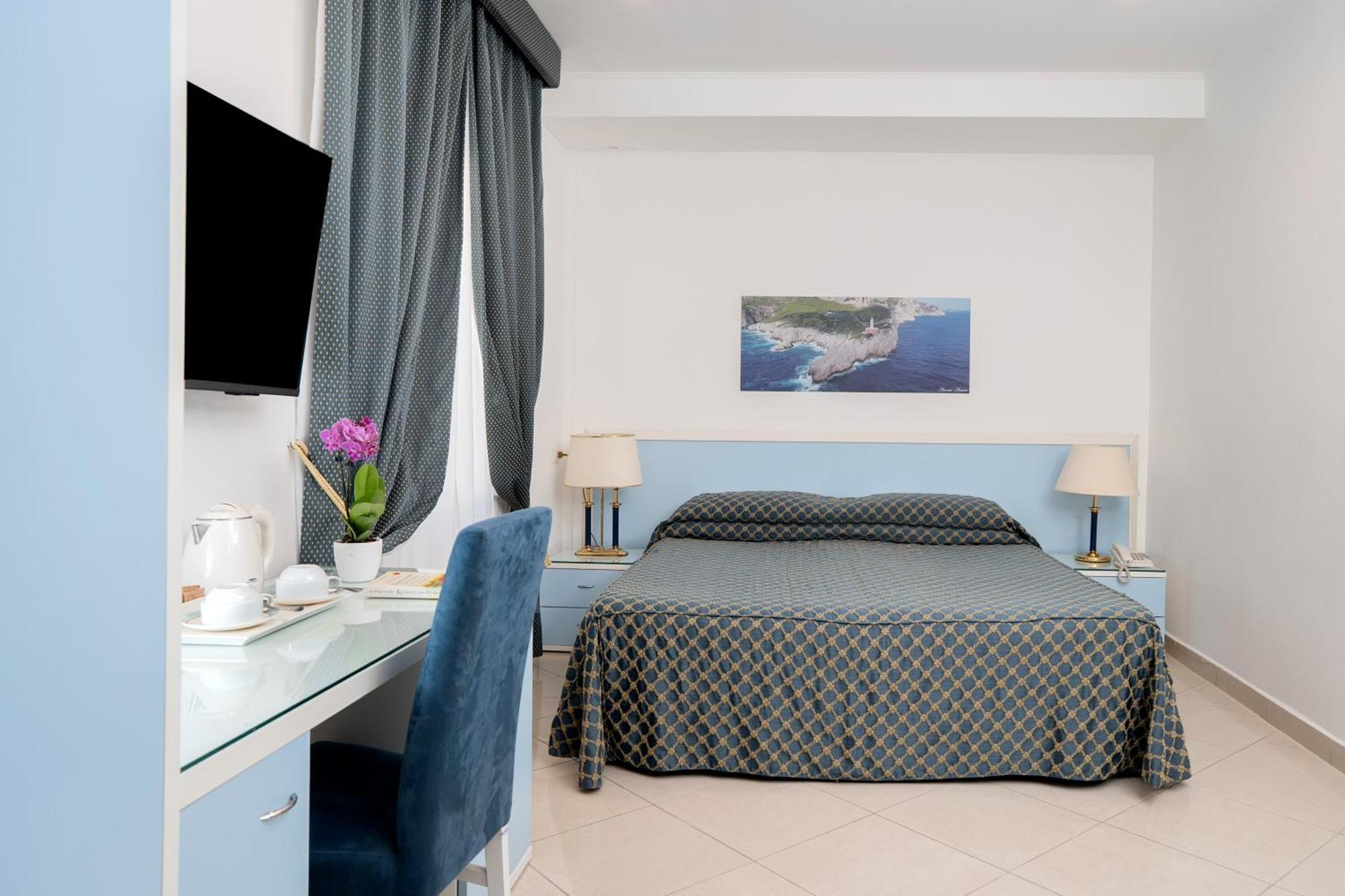 Standard Double Room No Sea View